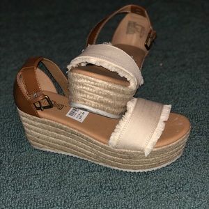 Espadrilles